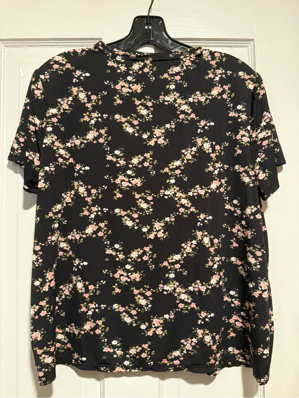 Ted Baker Black Floral Short Sleeve Crewneck Tee - Picture 4 of 5